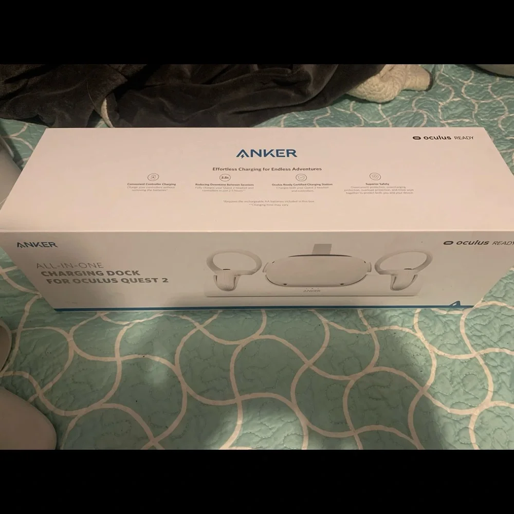 I have a used oculus 2 bundle that comes with charging dock and case 128 GB